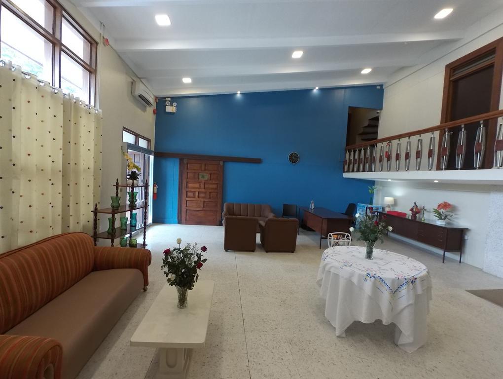 Residencia Marfel Hotel Tacloban Kültér fotó